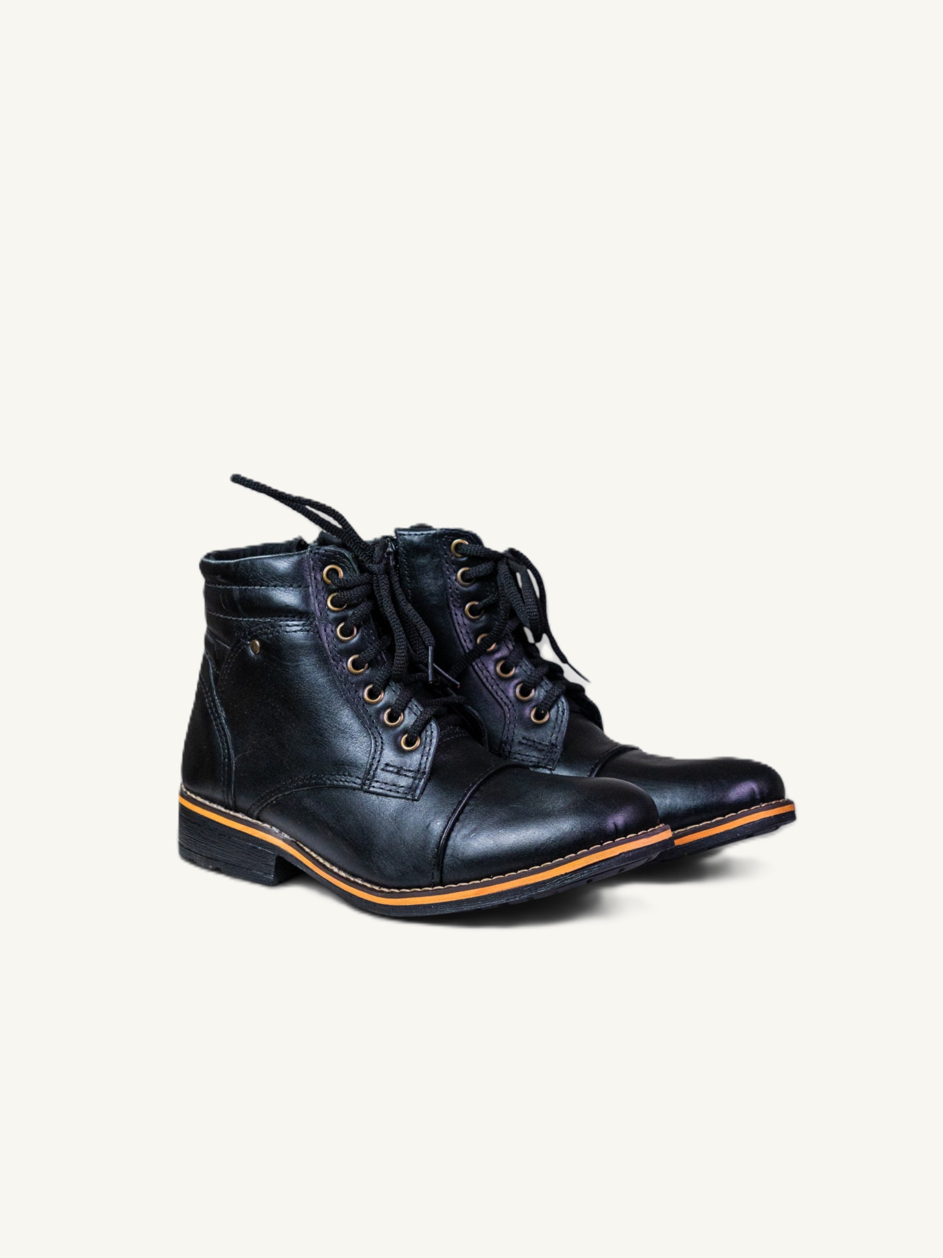 Urbanox Black