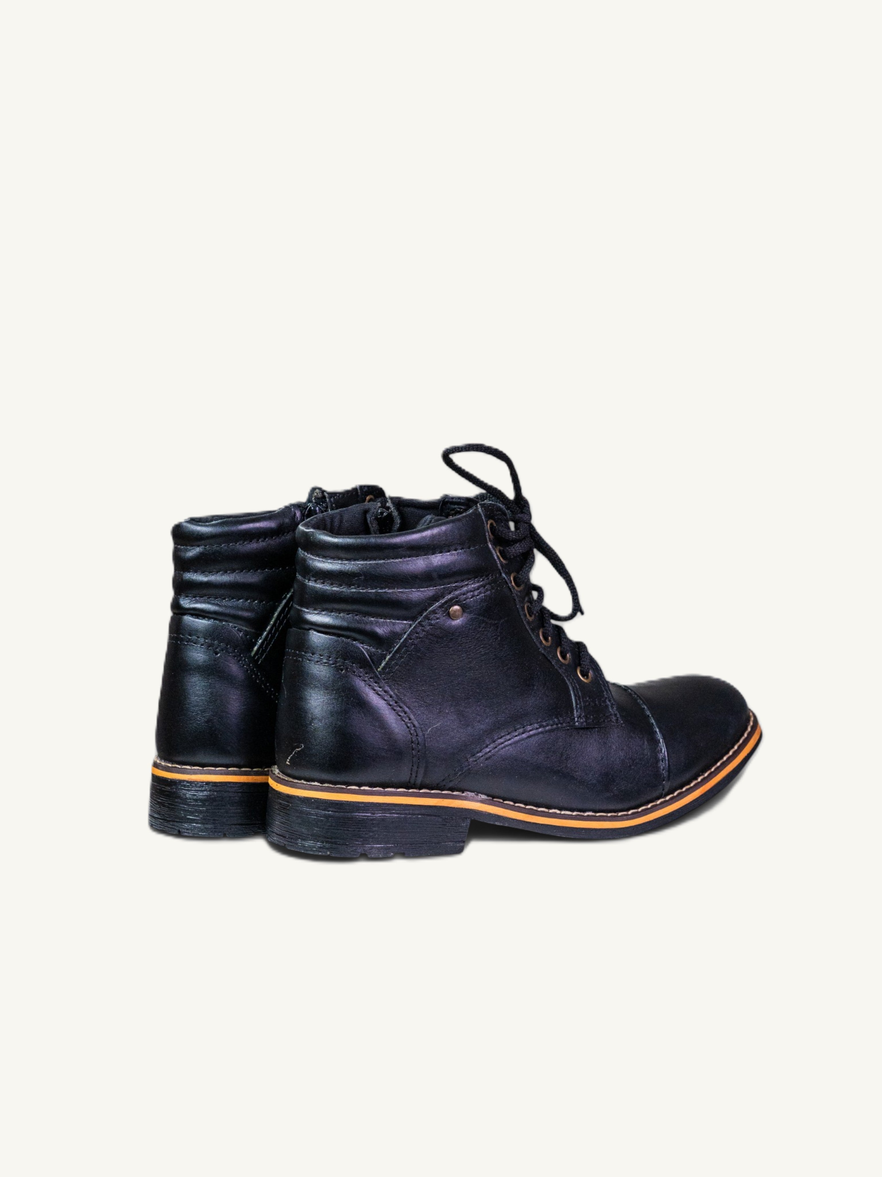Urbanox Black