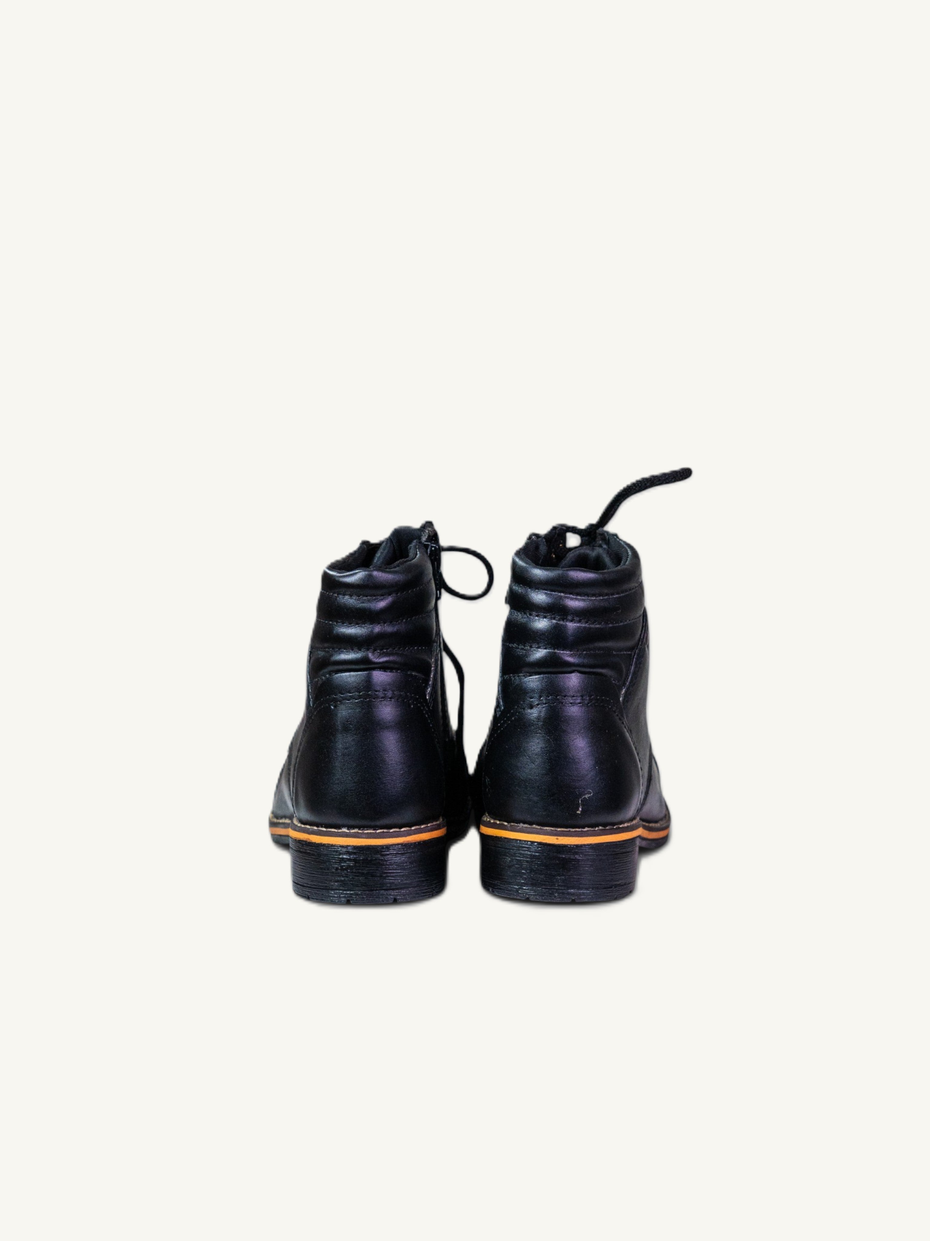 Urbanox Black